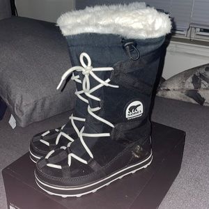 Sorel Black Winter Waterproof Boots! Size 6.5! Worn once!
